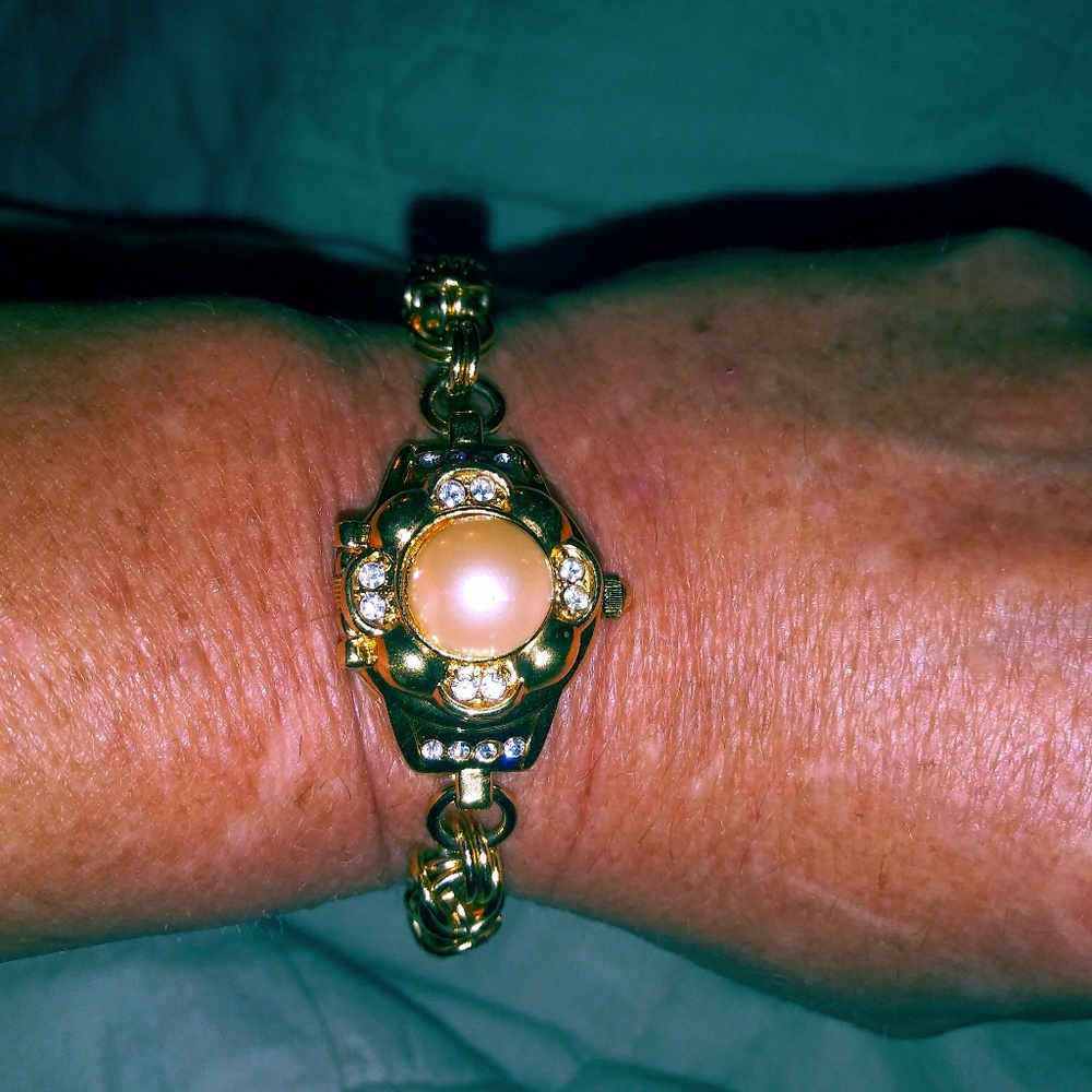 Vintage Gloria Vanderbilt watch